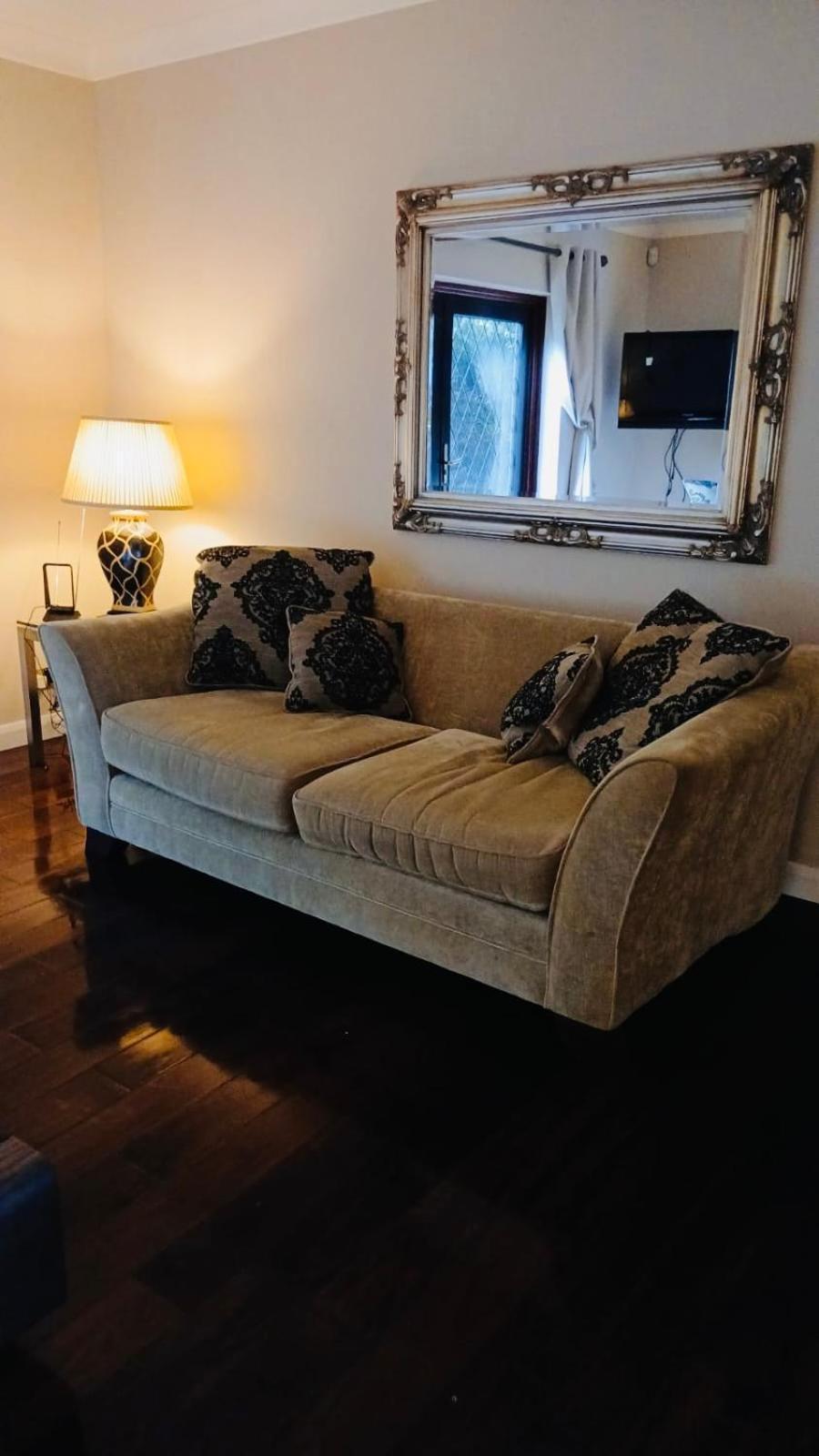 Traditional House Villa Brighton